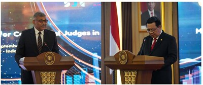 Chief Justice Sundaresh Menon of Singapore delivering the keynote address (Left) and Chief Justice Prof Dr Muhammad Syarifuddin of Indonesia (Right) giving the welcome address at the inaugural Masterclass Programme for Commercial Judges in Asia.  (Photos courtesy of Judicial Training Centre of the Supreme Court of Indonesia)