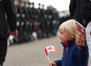 Tenons-Nous Ensemble souligne la Journée de reconnaissance des familles de militaires afin que soient reconnus leurs sacrifices