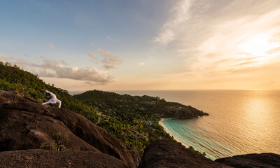 Seychelles – Sunset Meditation