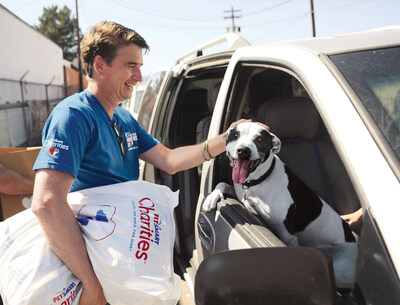 Volunteers across the nation will help distribute pet food donated by PetSmart Charities to select Feeding America partner food banks on Sept. 24, Pet Hunger Awareness Day®.