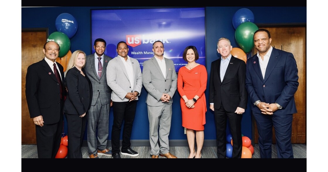 U.S. Bank Hosts Celebration of Crenshaw Branch with Operation HOPE