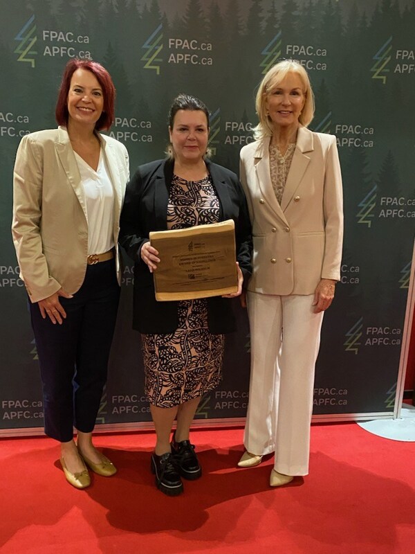 From l. to r.: Paper Excellence Group: Jennifer Johnson, vice president, Communications; Lana Wilhem, director, Indigenous Relations, and Blair Dickerson, vice president, Public Affairs - Canada (CNW Group/Paper Excellence Group)