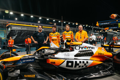 McLaren Racing y OKX presentan la decoración única Legend Reborn para el Gran Premio de Singapur, en honor a la icónica era MP4-2