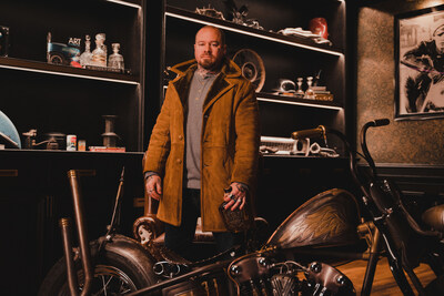 “Infusing the signature sound of a custom bike that I built into the whiskey has never been done before, and it delivers a taste that is truly iconic in my opinion. Our innovative approach marks an industry milestone by merging motorcycle sounds and whiskey.” – Josh Allison, American Metal co-founder and Master Builder.