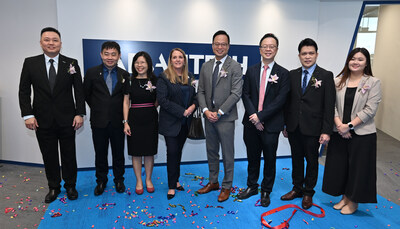 Introducing Advantech's Key ASEAN Leaders (left to right): Mr. Joel Ong, Mr. Edwin Teo, Ms. Lim Sue Yin from AutomationSG, Ms. Jennifer Baile of Intel Corporation, Mr. Vincent Chang (MD of Advantech AIntercon Region), Dr. Lim Joo Ghee from Singapore Polytechnic, Mr. Noly Nobleza, and Ms. Grace Ong