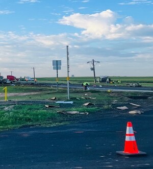 Firma de abogados Potts: un vehículo de servicio de petróleo y gas detiene la luz causando una colisión mortal, el conductor muere