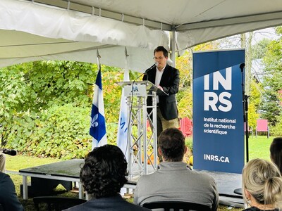INRS Professor Philippe Constant is appointed Chief Scientific Advisor to the City of Mirabel. The researcher who is specializing in microbiology and biotechnology will play key role at Carrefour d’innovation écoresponsable in Mirabel (CNW Group/Institut National de la recherche scientifique (INRS)) INRS Professor Philippe Constant is appointed Chief Scientific Advisor to the City of Mirabel. The researcher who is specializing in microbiology and biotechnology will play key role at Carrefour d’innovation écoresponsable in Mirabel (CNW Group/Institut National de la recherche scientifique (INRS))