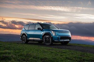 KIA AMERICA OFRECERÁ ADAPTADORES DEL ESTÁNDAR DE CARGA NORTEAMERICANO (NACS) A PRINCIPIOS DEL 2025