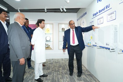 Union Minister Shri Jyotiraditya Scindia inaugurates Wireless Center of Excellence at Tejas Networks and launches its indigenous Massive MIMO Radio