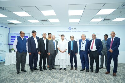 Union Minister Shri Jyotiraditya Scindia inaugurates Wireless Center of Excellence at Tejas Networks and launches its indigenous Massive MIMO Radio