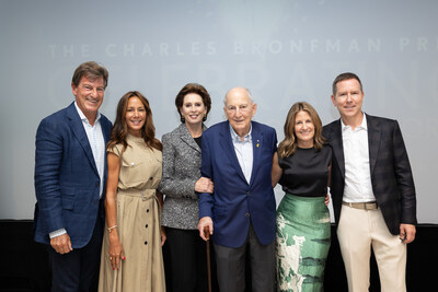 Charles and Rita Bronfman with the Prize founders.