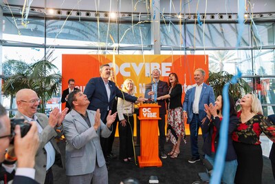 OCSE CEO Bill Foltz, City of Anaheim Mayor Ashleigh Aitken, Henry and Susan Samueli, and OCSE Chairman of the Board Michael Schulman kick off OCVIBE’s countdown to a new downtown experience.