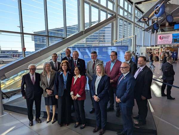 Officials from the Government of Canada, the Government of the United States, and Billy Bishop Toronto City Airport will announce plans to expand United States Customs and Border Protection (CBP) Preclearance to Billy Bishop Airport, ushering in a new era of connectivity and convenience from the heart of downtown Toronto. (CNW Group/Billy Bishop Toronto City Airport)