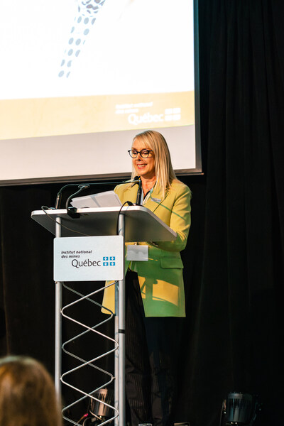 La présidente-directrice générale de l'Institut national des mines, Christine Duchesneau, a réalisé le mot de bienvenue. (Groupe CNW/Institut national des mines)