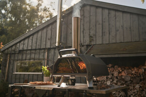 Tradition Meets Technology With Ooni's New Karu 2 Pro Multi-Fuel Pizza Oven