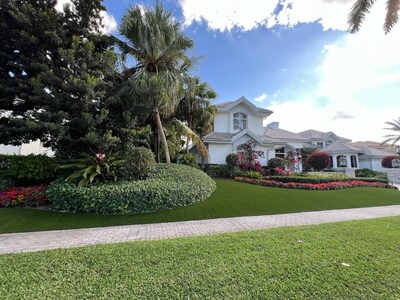 Residential artificial turf installation in Boca Raton, FL by Let’s Get Turf