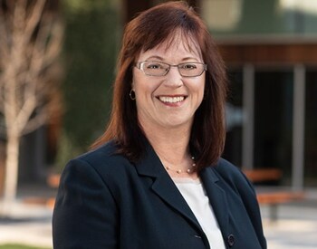 Karae Lisle, CEO, Vista Center, headshot