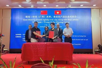 Betrimex and Jiangnan Market Imported Fruit Chamber of Commerce signed an MOU to promote Vietnamese fresh coconut exports to China