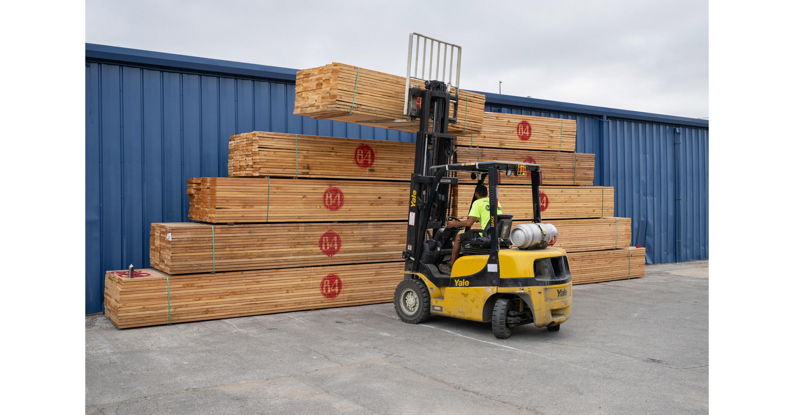 In Celebration of National Careers in Construction Month, 84 Lumber is Looking for the Next Generation of Construction Professionals