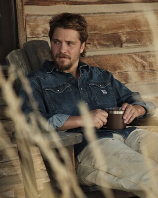 Carhartt 80s モーポーマー Sandstone Hooded Multi-Pocket Jacket/Sherpa Lined | Carhartt Reworked