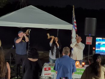 Shofars were blown one last time to mark the moment of silence at 10:29 pm local time, 6:29 am October 7 Israel time.