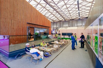 Unable to view the image, Please provide a valid URL.