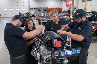 Students at UNOH train on donated engine from USATNC.