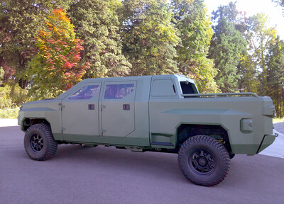 Side view of GM Defense’s Next Gen tactical vehicle