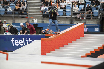 Monster Energy's Liz Akama Claims Second in Women’s Skateboard Street at SLS Sydney 2024