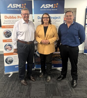 Minister for Resources the Hon Madeleine King MP (centre) visited the Dubbo Project to announce ASM's IPCM grant funding. Left Mark Coulton MP, Federal Member for Parkes. Right: Chris Jordaan, ASM Chief Operating Officer.