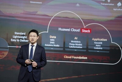 Hu Yuhai, Vice President of Huawei Hybrid Cloud