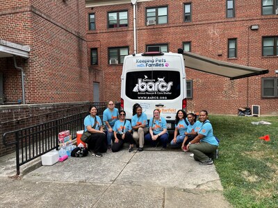 Banfield Pet Hospital volunteers provide free preventive care at the largest Banfield Gives Back-funded clinic of 2024, helping more than 600 pets in one afternoon. Since launching paid volunteering in June, nearly 1,000 Banfield Associates have applied to volunteer, and the practice is on track to hold more than 150 Associate volunteer events in just six months, including this clinic with Good Mews Animal Foundation.