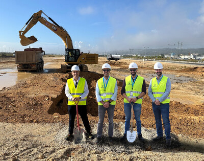 MERLIN Properties and Edged begin construction on new state-of-the-art AI hub in Lisbon, Portugal. The campus will use 100% renewable energy and feature five data centers, advanced waterless cooling technology and ultra-efficient energy systems. The world-class facility joins a growing network of MERLIN | Edged data centers located across the Iberian Peninsula, including facilities in Barcelona, Madrid and the greater Bilbao area.