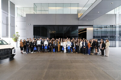 Olabisi Boyle, senior vice president, product planning and mobility strategy, Hyundai Motor North America and members of Hyundai’s Employee Resource Group, Amigos Unidos, with first- and second-year college students participating in the Hyundai Career Experience Program in Fountain Valley, Calif., Oct. 11, 2024 (Photo/Hyundai)