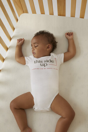 Huggies® Promotes Safe Sleep During Safe Sleep Awareness Month