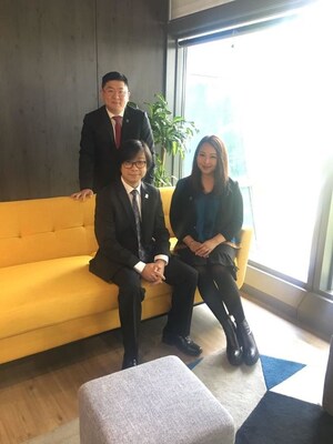 香港創科發展協會對行政長官在《行政長官2024年施政報告》中提出的一系列推動創新科技及工業發展的措施深表支持和欣喜。協會仔細研讀《行政長官2024年施政報告》，其中在科技創新、人才培育及人工智能應用等方面的規劃意義重大，為香港的長遠發展奠定了堅實基礎。(左起)香港創科發展協會創會主席陳迪源先生、香港創科發展協會常務會長彭子傑先生及香港創科發展協會主席李煥明博士