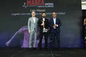 Lionel Messi Honored as the First Recipient of the MARCA America Award at Memorable Celebration