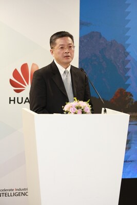 Ernest Zhang, President, Partner Development and Commercial& Distribution Business Dept, Enterprise Sales Dept, Huawei (PRNewsfoto/HUAWEI TECHNOLOGIES CO., LTD.)