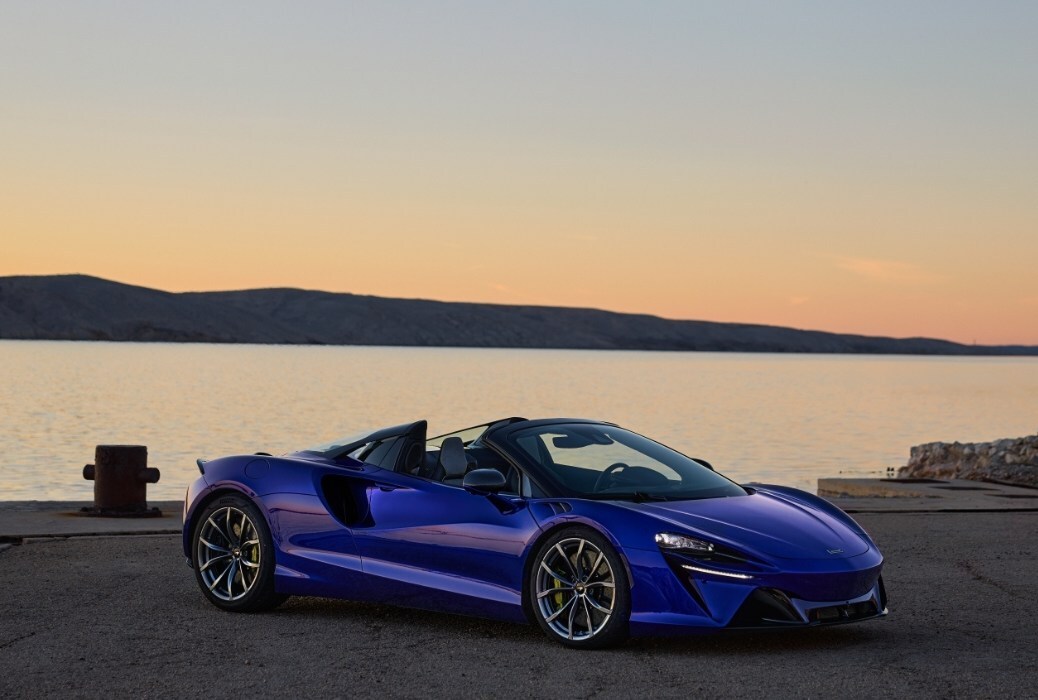 2025 McLaren Artura Spider Now Available for Purchase at McLaren Chicago