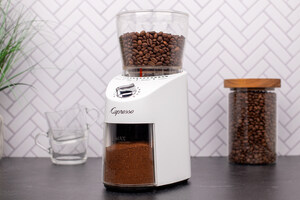 From Beans to Brew: A Guide to Selecting the Right Coffee Grinder