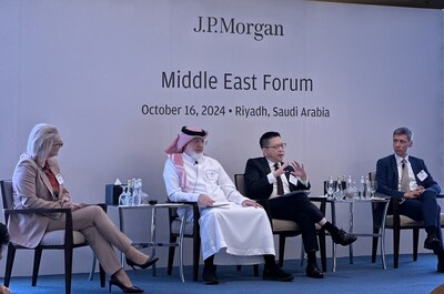 Taiwan Stock Exchange Chairman Sherman Lin (second from right) participated in the J.P. Morgan Riyadh Forum. (PRNewsfoto/Taiwan Stock Exchange)