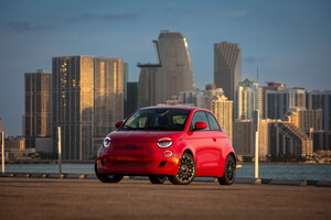 Fiat 500e Named 2025 Urban Green Car of the Year by Green Car Journal