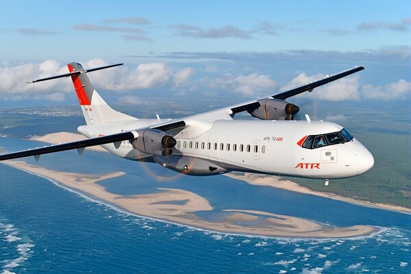 ATR 72-600 prototype: Air to Air over "Le Bassin d'Arcachon" and "La Dune du Pyla"