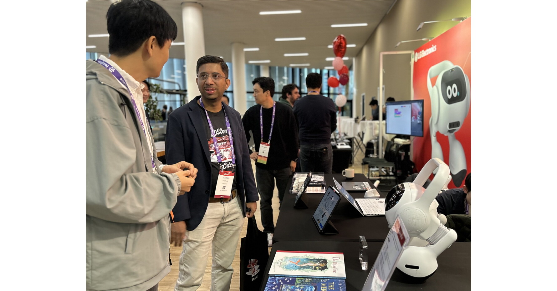 LG SHOWCASES SELF-DRIVING AI HOME HUB AT ROSCON 2024