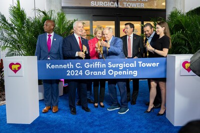 Jack and Barbara Nicklaus, Matthew A. Love, president and CEO of Nicklaus Children’s Health System along with Citadel representatives and board members celebrate the ribbon cutting of the Kenneth C. Griffin Surgical Tower.