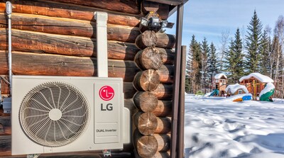 The LG Residential Cold Climate Heat Pump, which will be featured at booth #6643 at AHR Expo 2025 in Orlando next February, offers opportunities to reduce energy consumption and carbon emissions while improving inhabitants’ comfort.