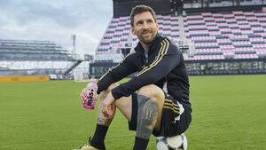 Lionel Messi Launches His Next-Generation Hydration Drink Más+ by Messi™ in California