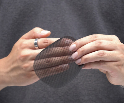 New MonoClear Mesh pocket material is transparent and highly durable.