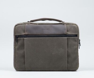 Size Large Tech Folio in brown waxed canvas and chocolate full-grain leather