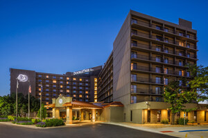 Experience the Ultimate in Comfort and Convenience at the Newly Transformed DoubleTree by Hilton Hotel Denver